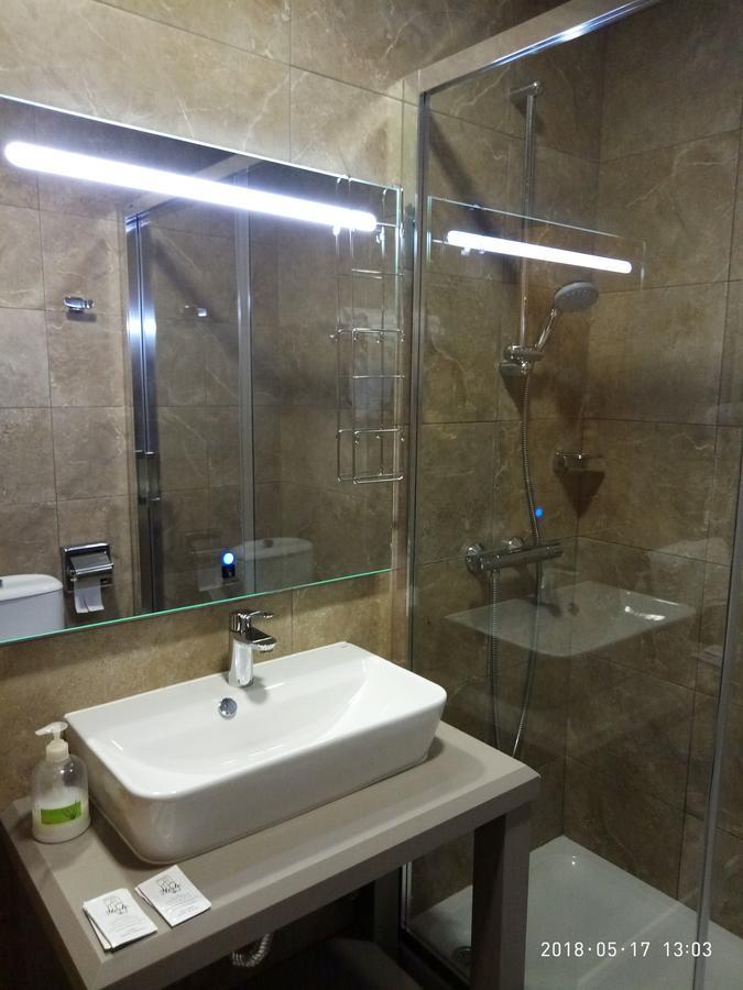 Hotel ייסטה מראה חיצוני תמונה
